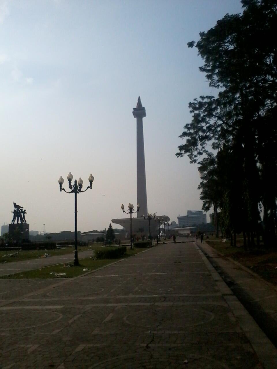 Lagi SATPOL-PP Berulah di MONAS - TragediMonasBerdarah- 16/06/2014