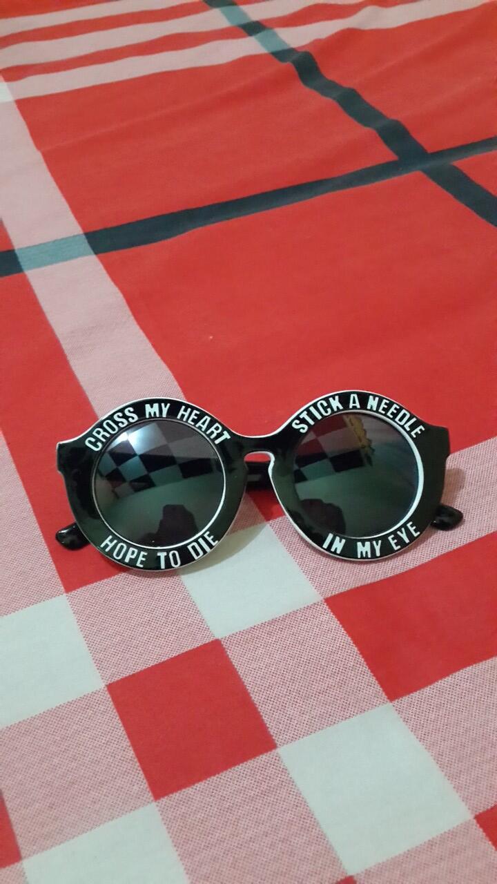 WTS: Kacamata import.