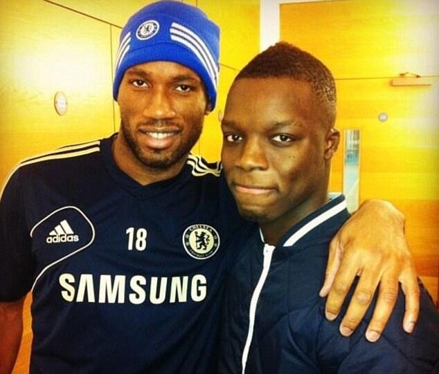 Kembarannya Didier Drogba tapi beda negara.. Augustine Okocha