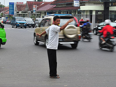 masih ngebuli polisi cepek ? (BACA NIHH ! ) PLISS HARGAI KAMI !!!