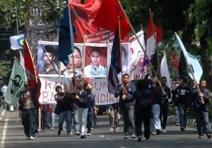 KAMI MENOLAK LUPA. TRAGEDI MEI 1998 !!!!