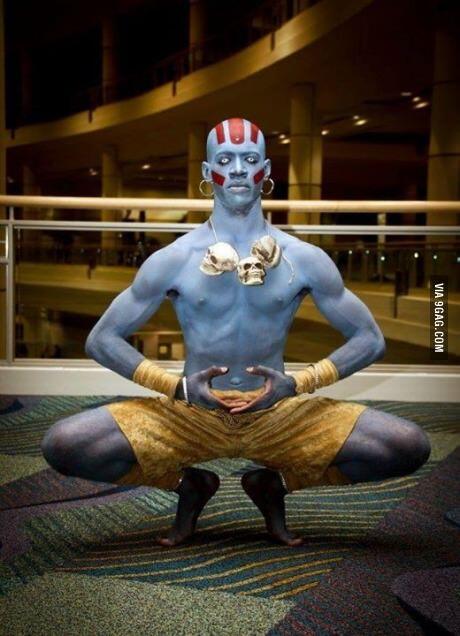 COSPLAY GREGET DAN UNIK