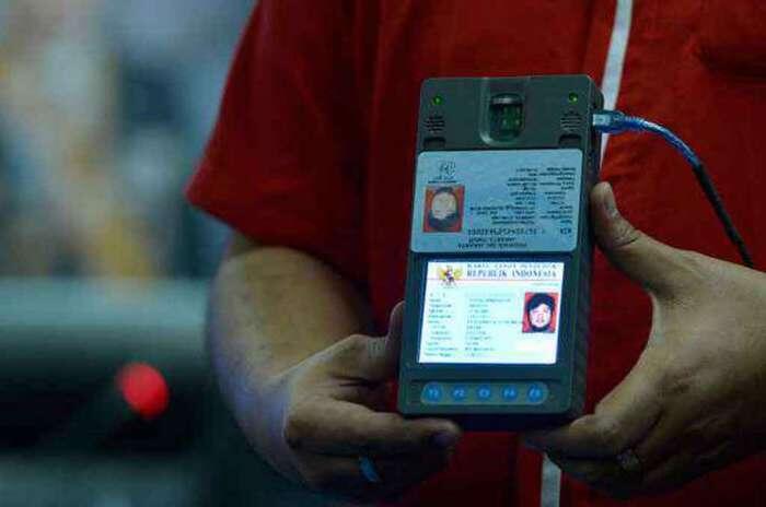 Kolom Agama di KTP tidak akan Dihapus oleh Jokowi