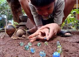 agan pernah ngerasain maen permaenan ini,..masa kecil agan terselamatkan,..