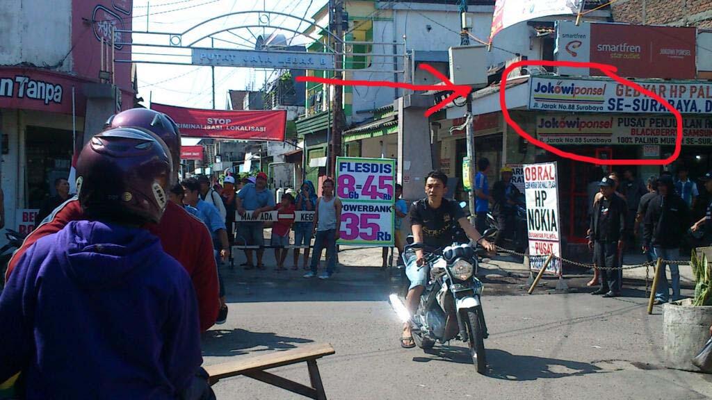 ada yang aneh deh.....