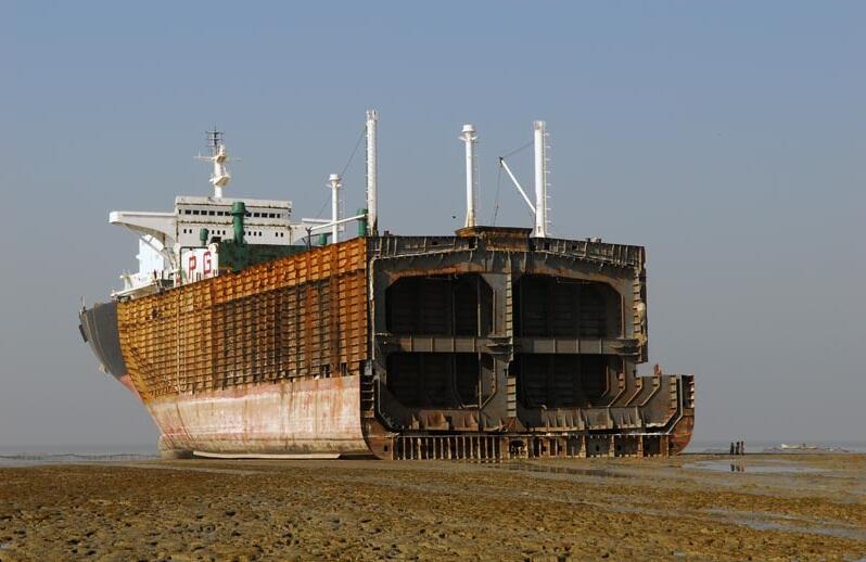 Mengenal &quot;Ship Breaking&quot; Recycling Kapal-kapal 