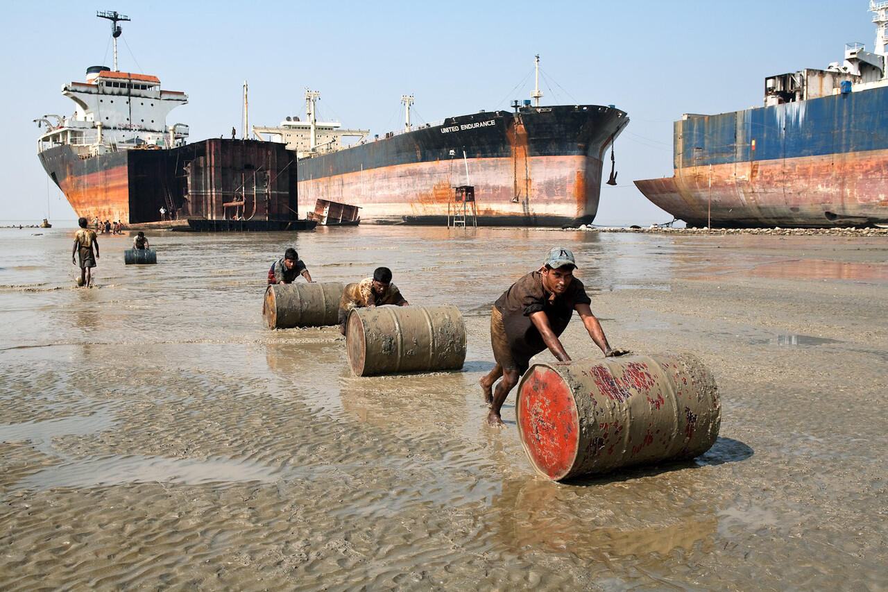 Mengenal &quot;Ship Breaking&quot; Recycling Kapal-kapal 