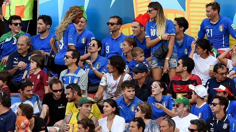 Berbagai Aksi &amp; Ekspresi &quot;Gila&quot; Para Supporter di Piala Dunia Brazil 2014 (Best Pict)