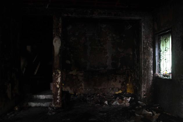 Begini Kondisi Rumah Uje Setelah Kebakaran :berdukas