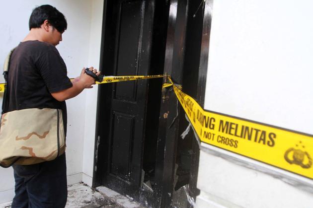 Begini Kondisi Rumah Uje Setelah Kebakaran :berdukas
