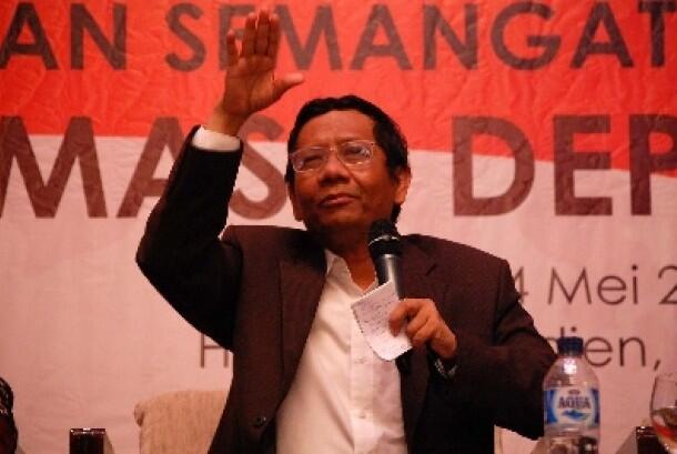 " Tiada Hari tanpa ocehan Mahfud MD", Makin rajin berkicau kaya burung kenari .