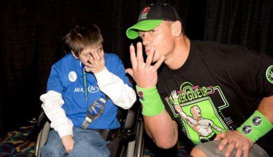 Sisi Lain John Cena (Punya Jiwa Sosial yang tinggi Gann!!)