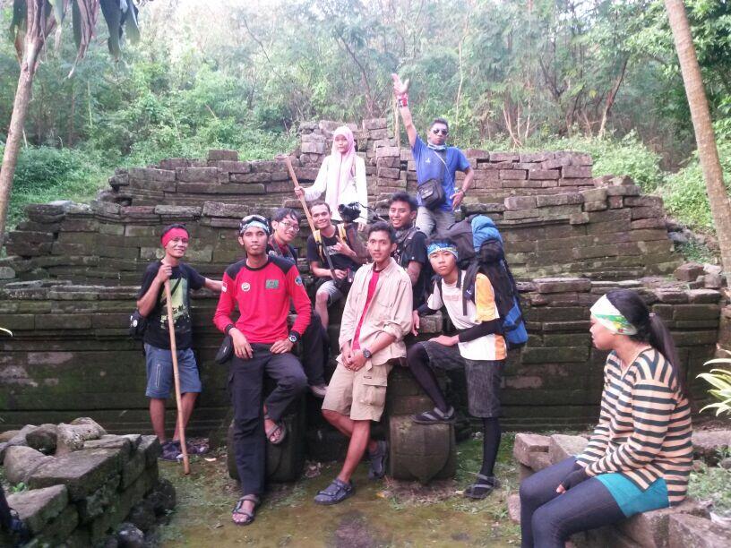 Tapak Tilas Sejarah Pawitra Via Jolotundo 