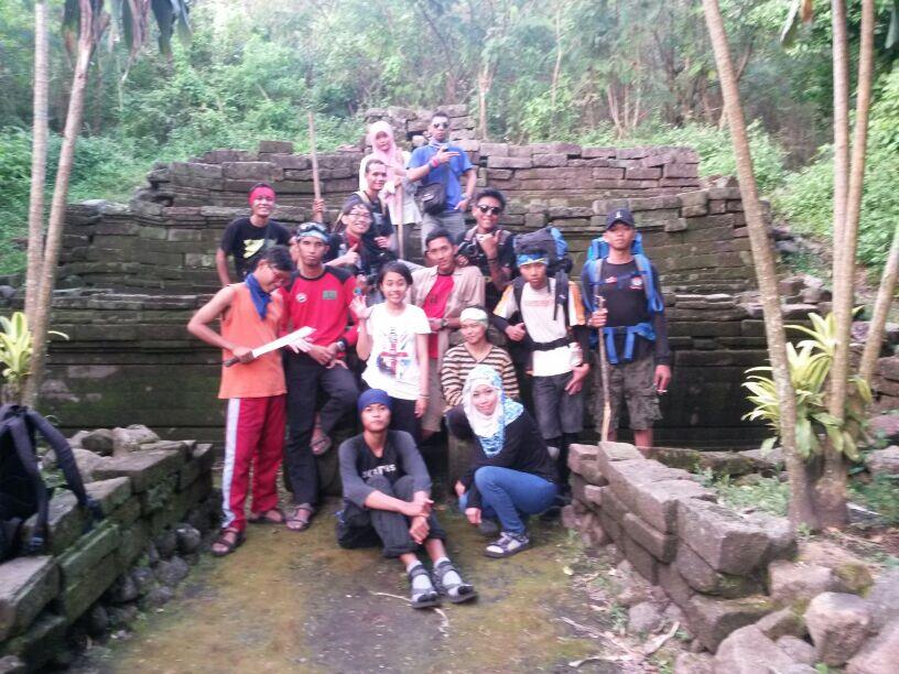 Tapak Tilas Sejarah Pawitra Via Jolotundo 