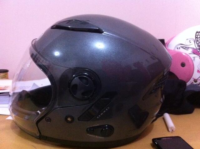 Helm Ink MF-1 L & Kyt Scorpion King XL