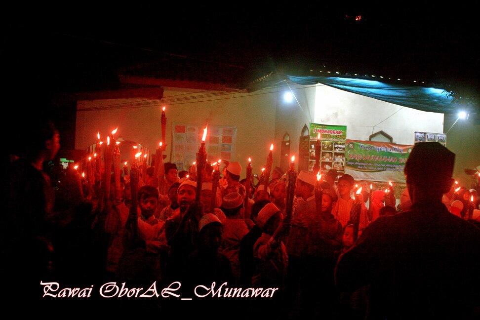 Kreatifitas Pemuda/i Islam di jaman Modern ( Pict ) pawai obor