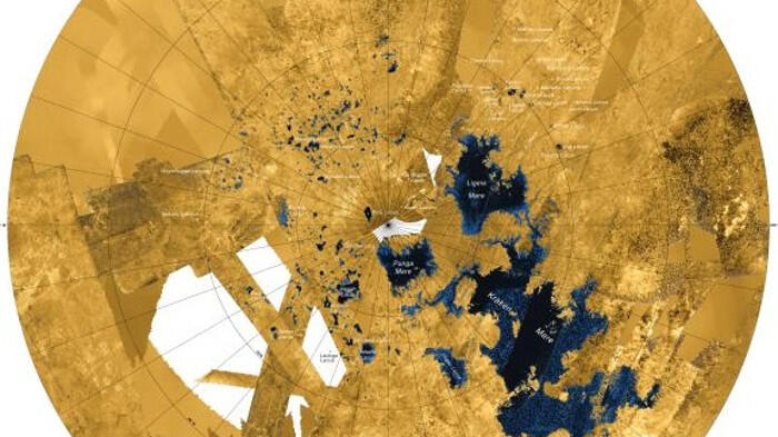 Sebuah Bentuk Misterius Hanya Muncul di Permukaan Titan