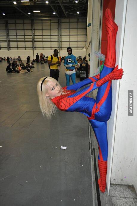 COSPLAY GREGET DAN UNIK