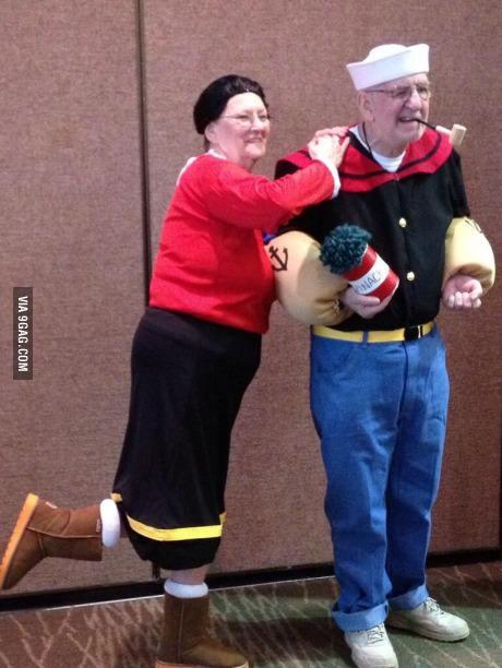COSPLAY GREGET DAN UNIK