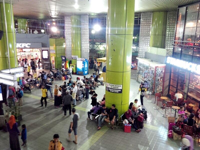 Stasiun Gambir, Jakarta...sekarang