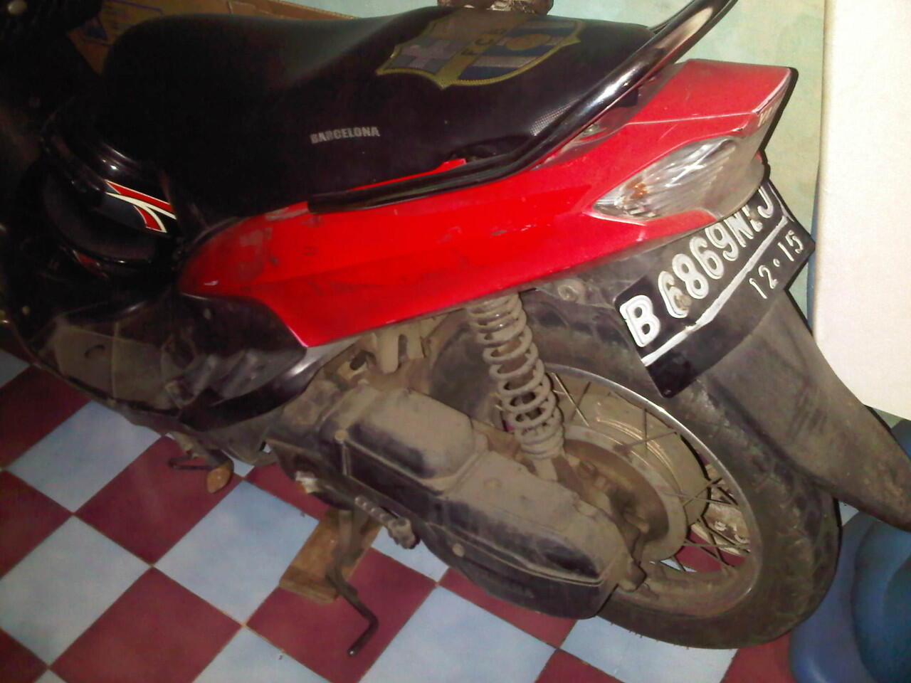 Yamaha Mio tahun 2005 pajak hidup semua panel fungsi Rp 3,75 juta NEGO