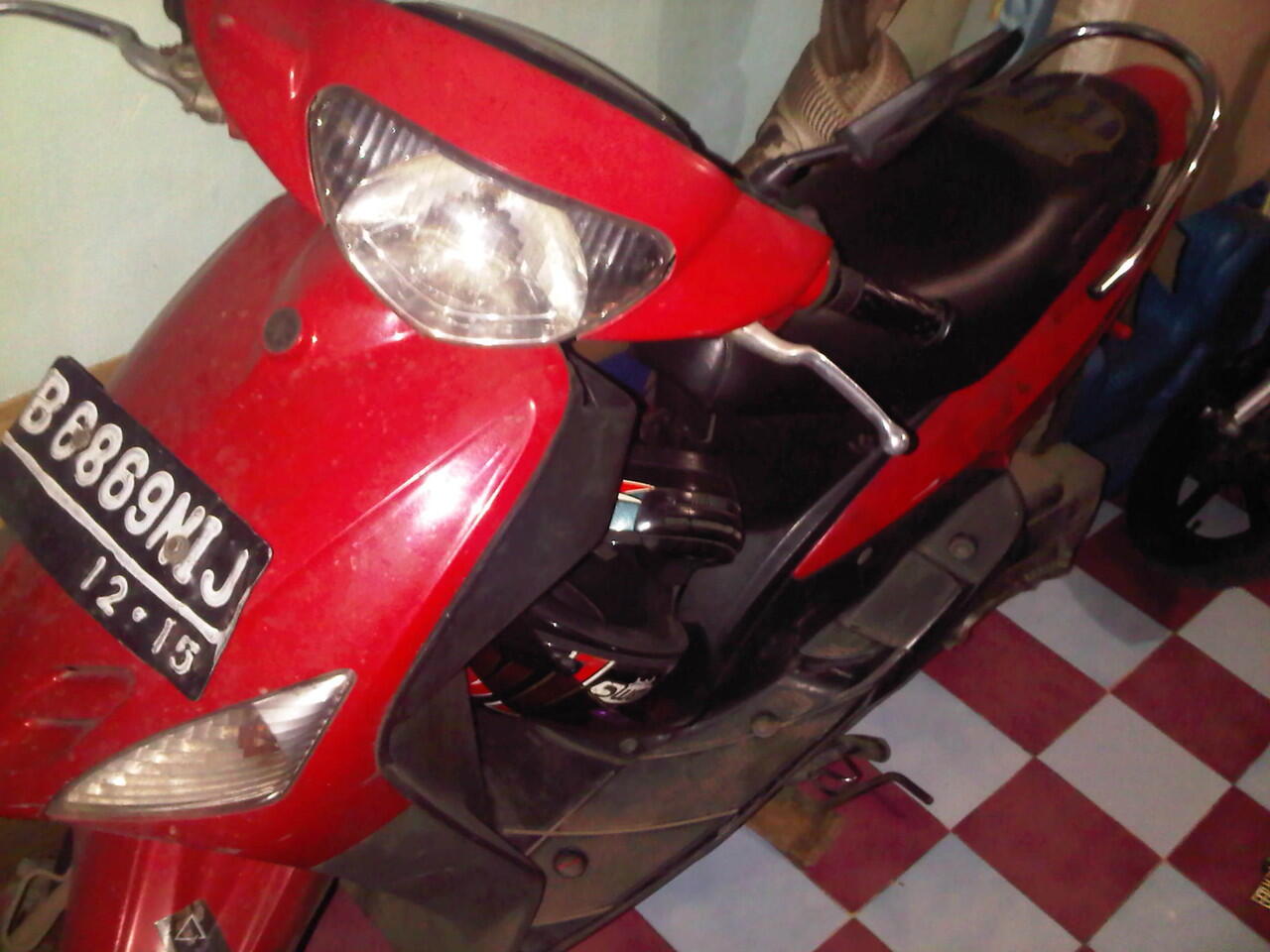 Yamaha Mio tahun 2005 pajak hidup semua panel fungsi Rp 3,75 juta NEGO