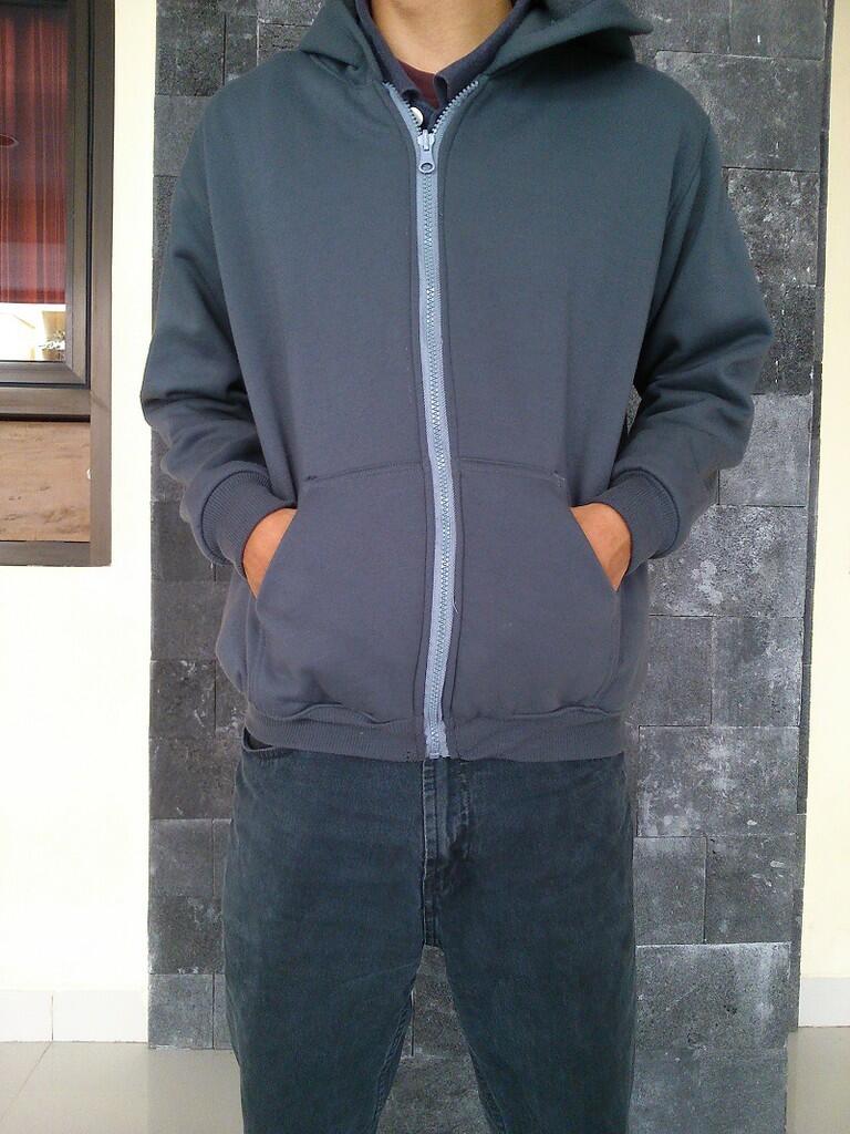 Terjual ---- {P-O} Jaket Hoodie Polos, warna tinggal 