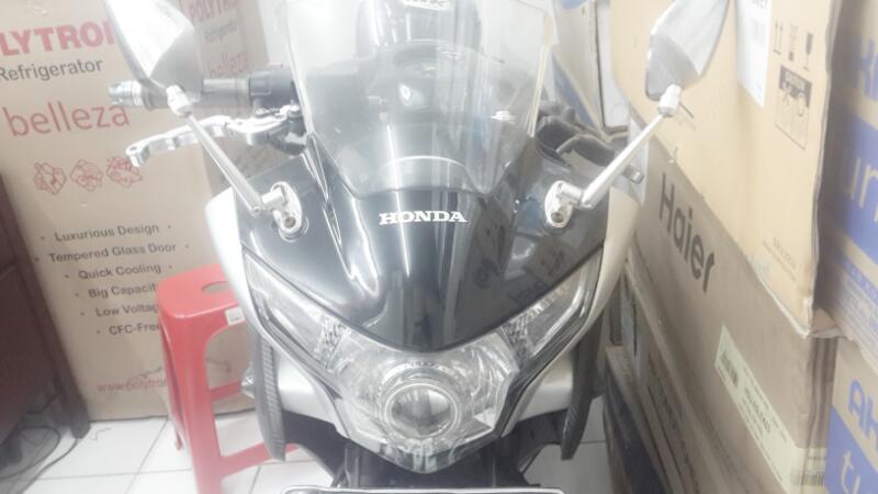 KAWASAKI NINJA 250 FI ABS PUTIH SE 2013 AKHIR LIKE NEW