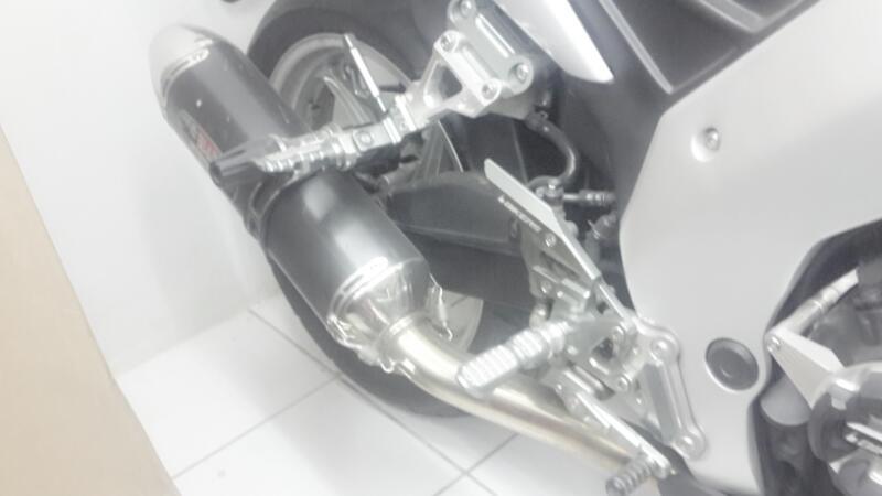 KAWASAKI NINJA 250 FI ABS PUTIH SE 2013 AKHIR LIKE NEW