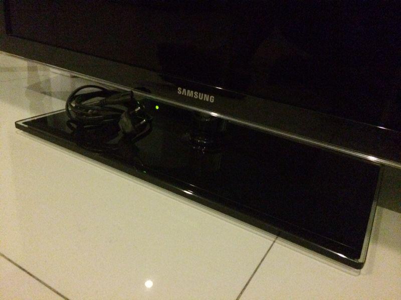 Jual TV LED SAMSUNG 32" UA32D5000PM