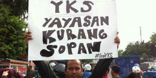 Keluarga dan Penggemar: "YKS" Menghina Benyamin Sueb