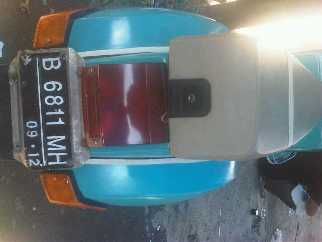 Vespa Warna Biru luancarr