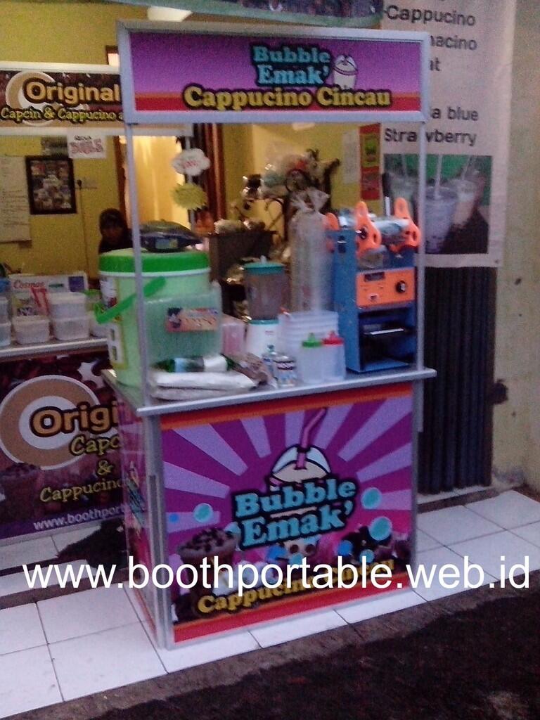 Terjual booth portable/ knockdown ,bisa bongkar pasang 