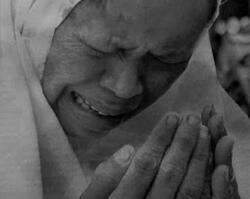 Kita seringkali melupakan mereka... Padahal mereka tidak pernah melupakan kita...