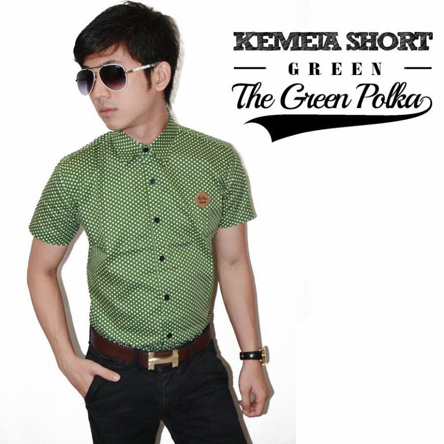 Kemeja Hijau Polkadot