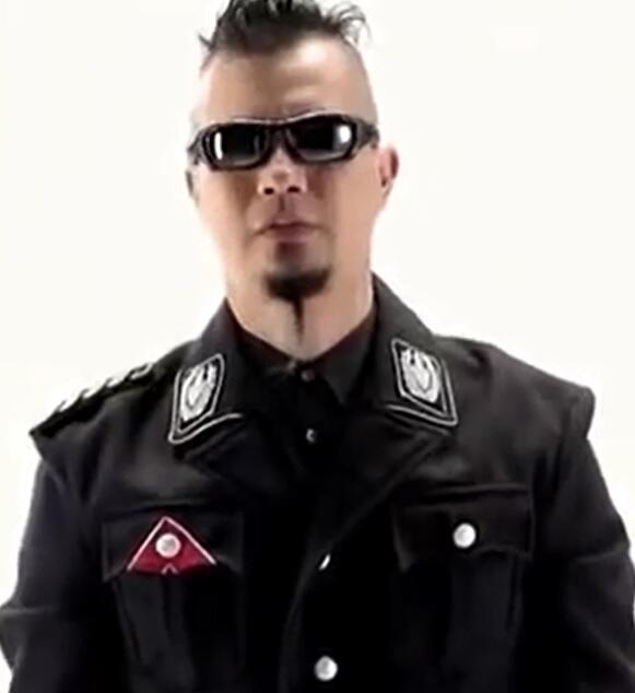 Jingle Prabowo = seragam NAZI