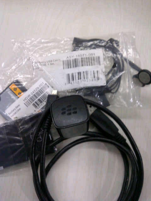 Blackberry Torch 9800 Murah Asli Mantaf Pakean Sendiri