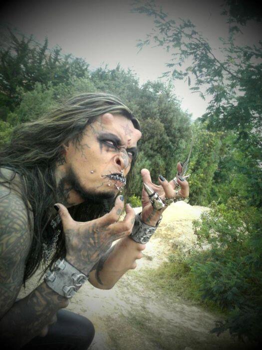 MODIFIKASI TUBUH YANG EXTREME