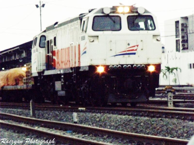 Kumpulan foto Kereta Api hasil jepretan sendiri