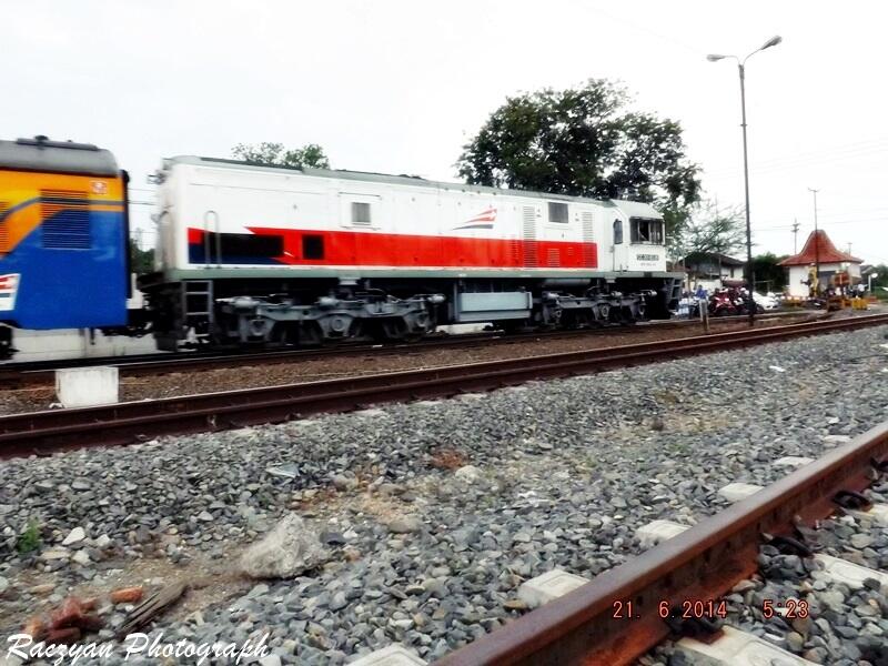 Kumpulan foto Kereta Api hasil jepretan sendiri