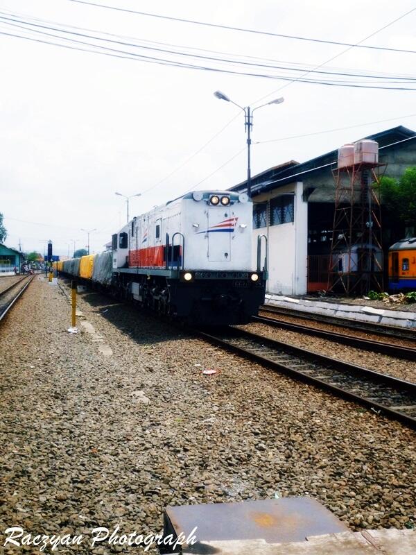 Kumpulan foto Kereta Api hasil jepretan sendiri