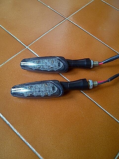Jual Aneka lampu sein led motor..bandung
