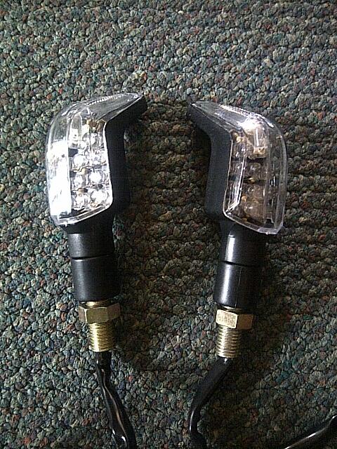 Jual Aneka lampu sein led motor..bandung