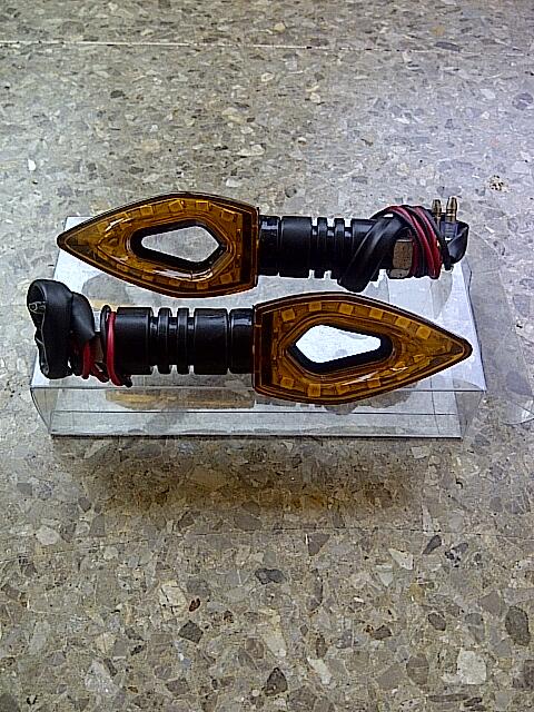 Jual Aneka lampu sein led motor..bandung