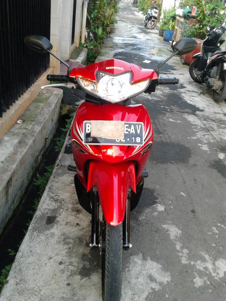 HONDA REVO ABSOLUTE CW TH 2013 MASIH SEPERTI BARU B-DEPOK
