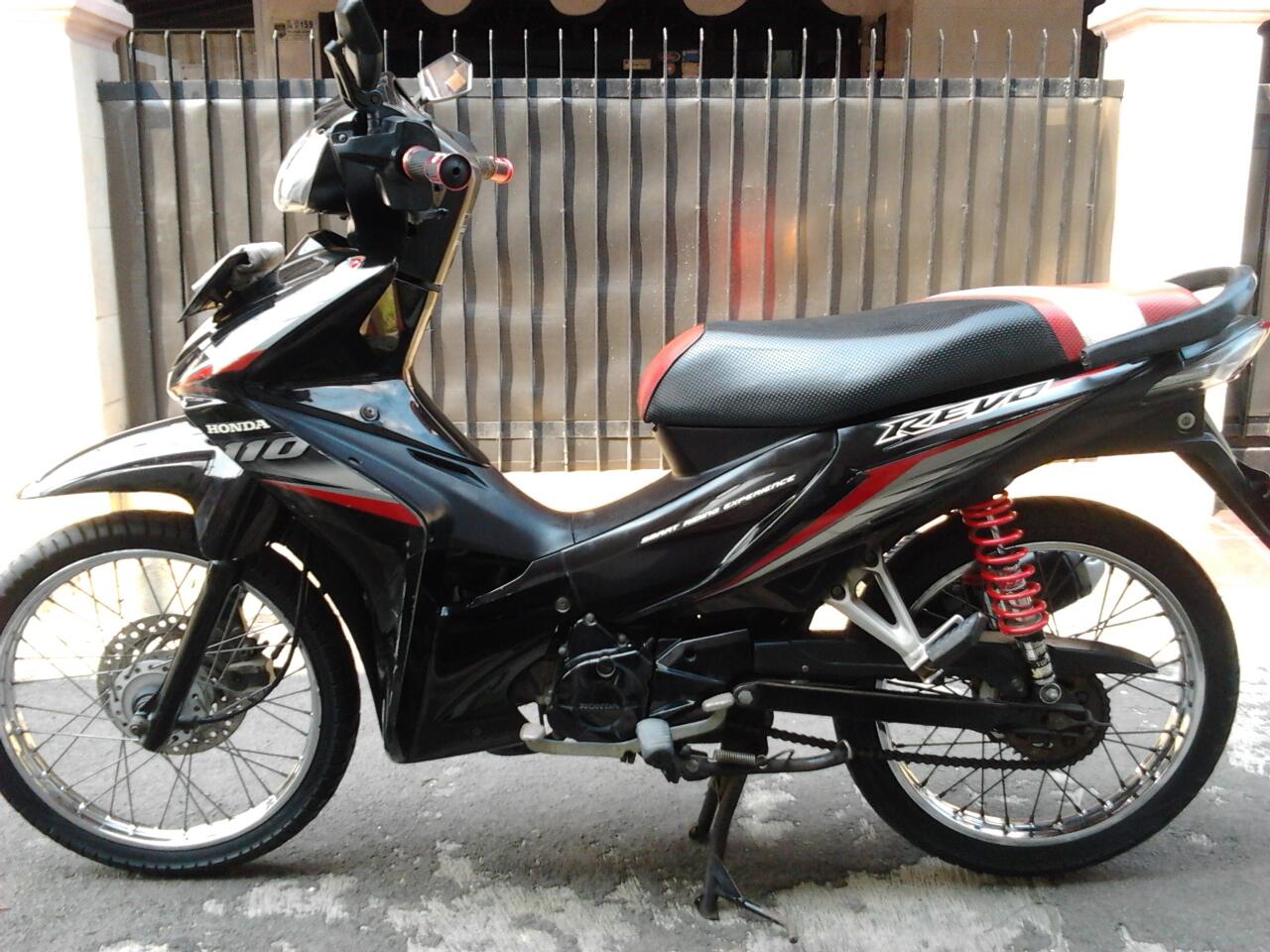 HONDA REVO ABSOLUTE TH 2009 + BALIK NAMA PEMBELI DEPOK