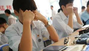 wow..Di China Ikut Ujian Dilarang Pakai Bra..