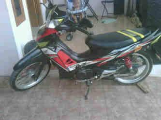 over kredit supra x 125, th 2013 udah 13 bln tinggal 21 bln , mulus seperti baru