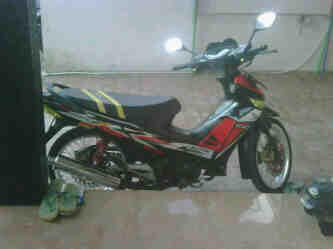 over kredit supra x 125, th 2013 udah 13 bln tinggal 21 bln , mulus seperti baru
