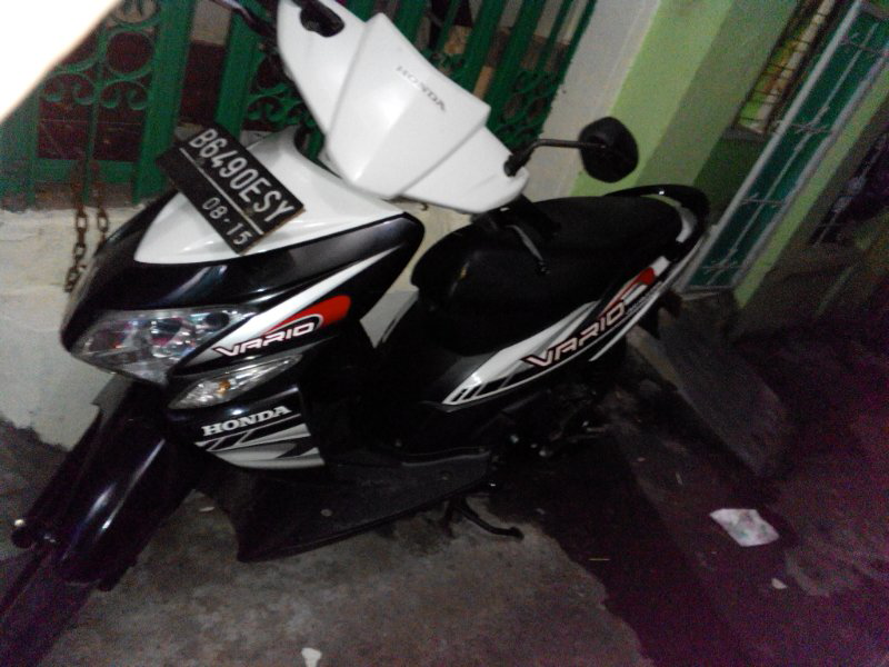 HONDA VARIO 2010 HITAM PUTIH PAJAK HIDUP